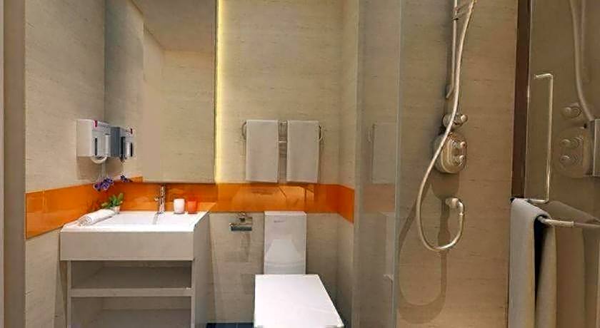 7 Days Inn Qinhuangdao Changjiang Road Chinese Medicine Hospital Branch