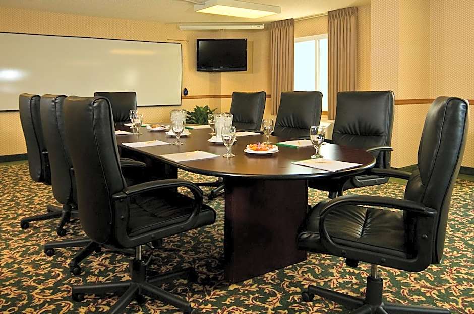 Meadowlands Plaza Hotel