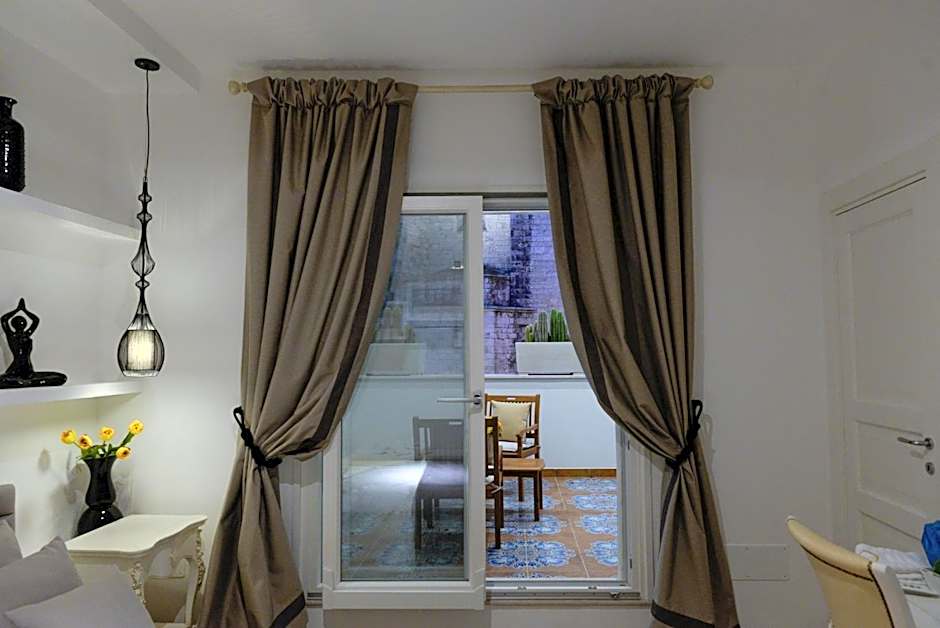 Mare Versus Luxury Suites