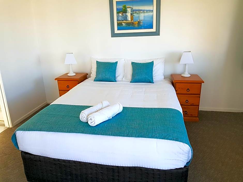 Kings Way Apartments