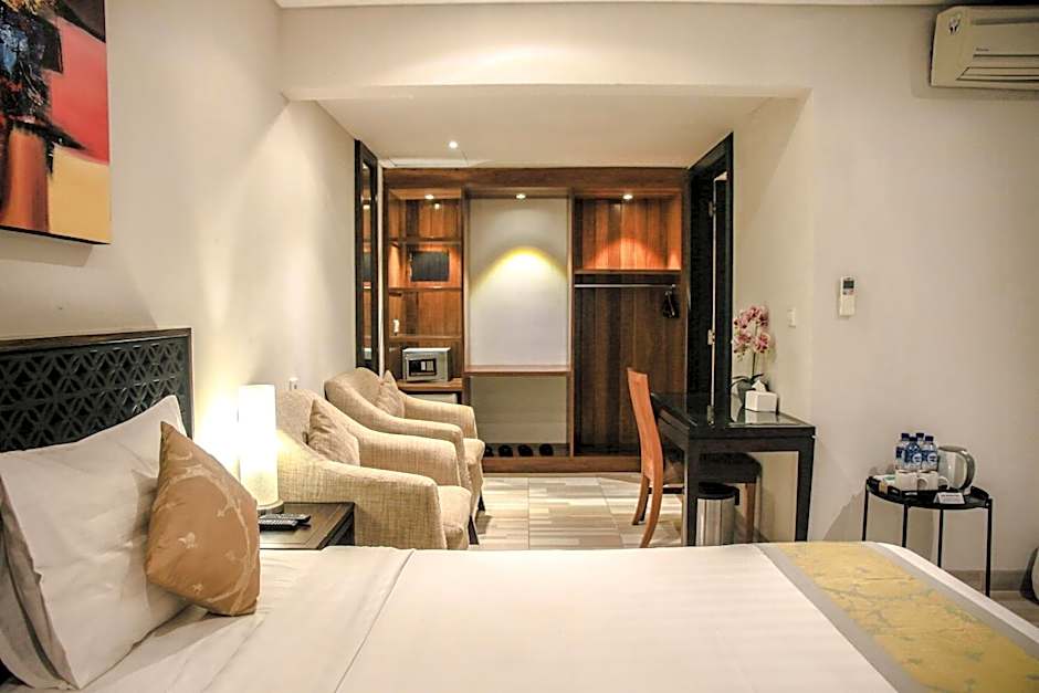 Photo 1 of 15 of Family Junior Suite