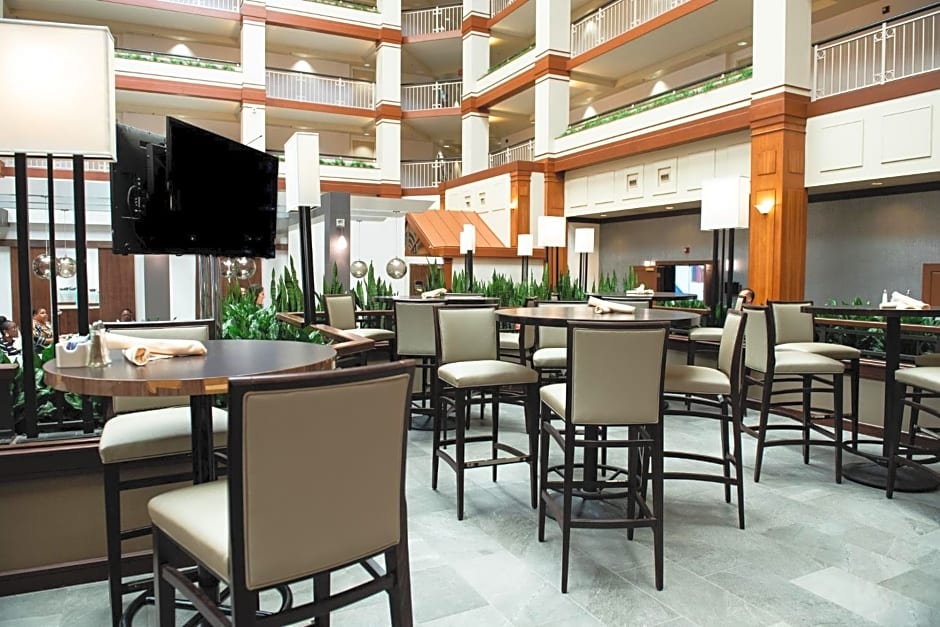 Embassy Suites by Hilton Auburn Hills