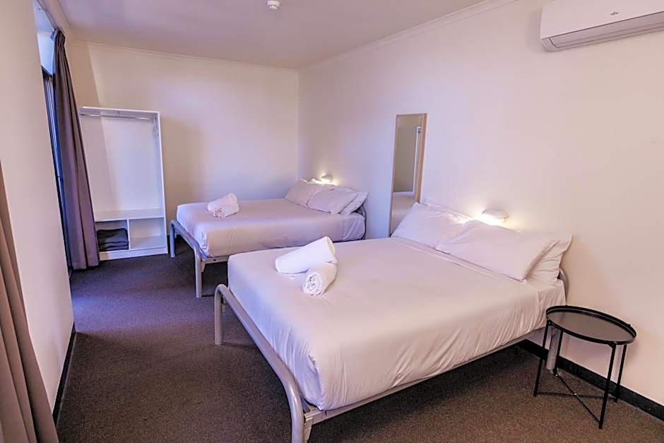 YHA Adelaide Central