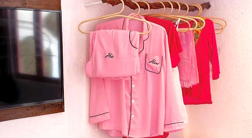 PinkPrivate Balangan - for Cool Adults Only