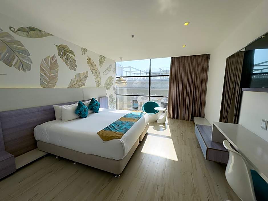 Hotel Catedral Plaza