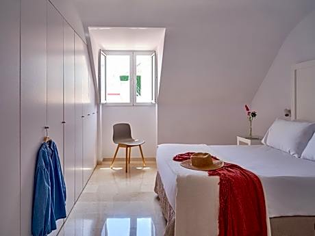 Apartment with terrace - Penthouse (Annex)