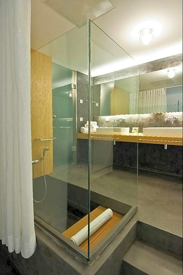 Perantzada Art Hotel