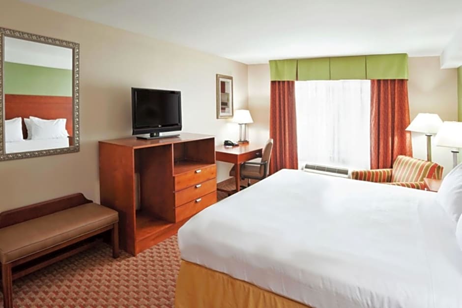 Holiday Inn Express & Suites Niagara Falls