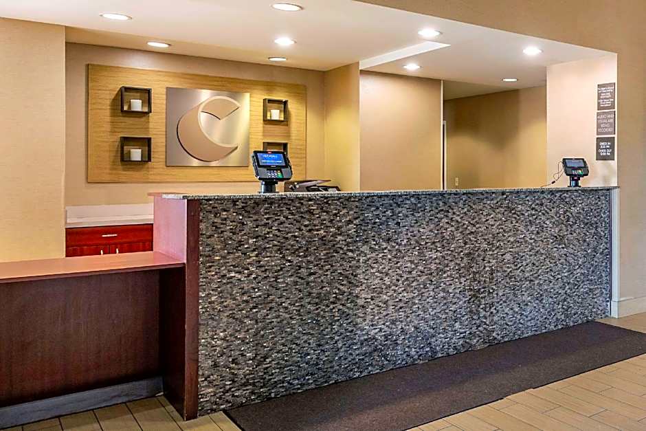 Comfort Inn Warren - Detroit North