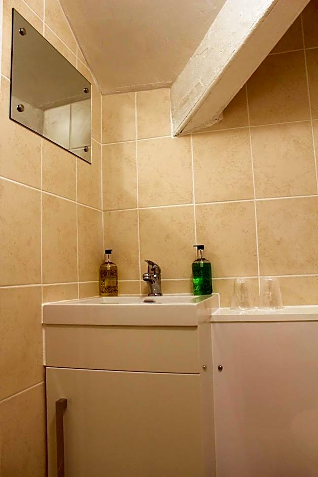 The Bay House Lake View Guest House - Adults Only