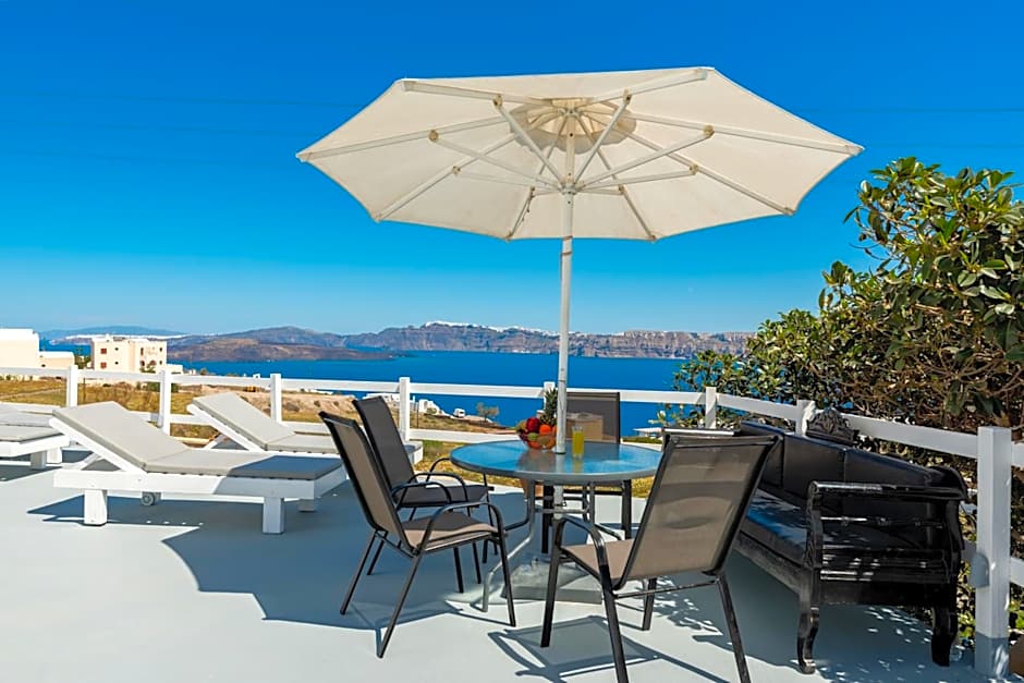 Pancratium Villas & Suites