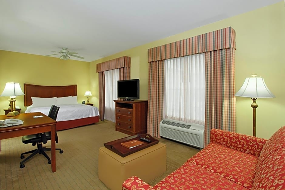 Homewood Suites by Hilton Chesapeake - Greenbrier