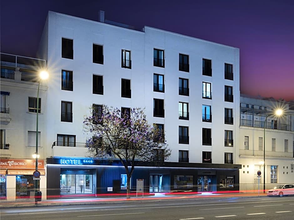 Hotel Virgen de los Reyes