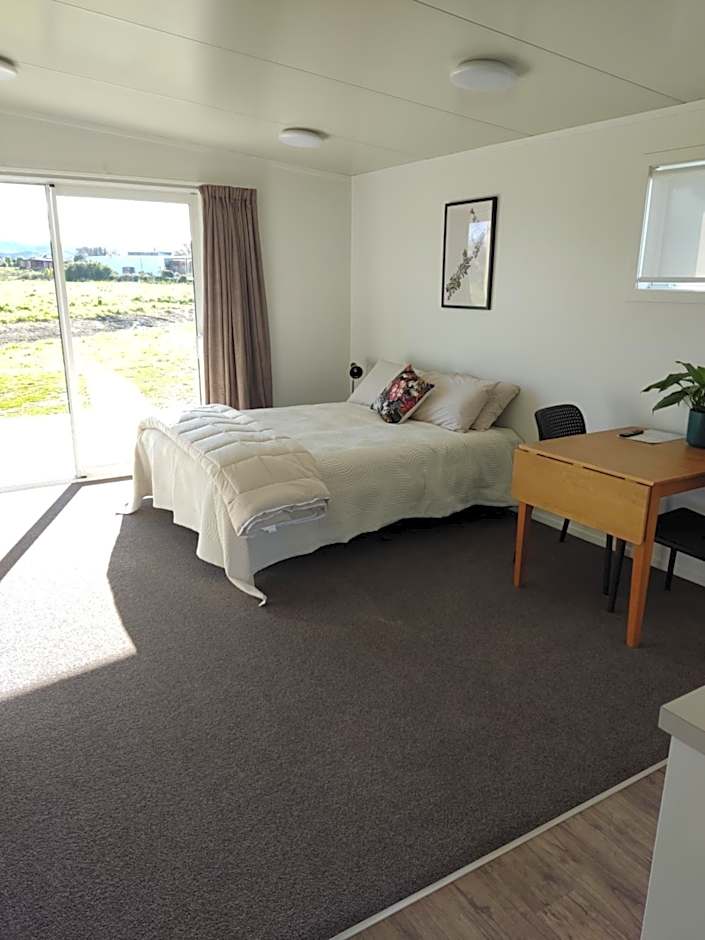 Studios On Carroll - ex Ferry Hotel