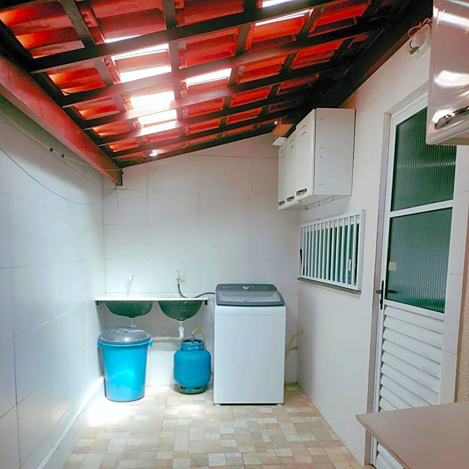 Casa com Piscina perto da praia