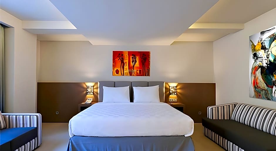 Euphoria Hotel