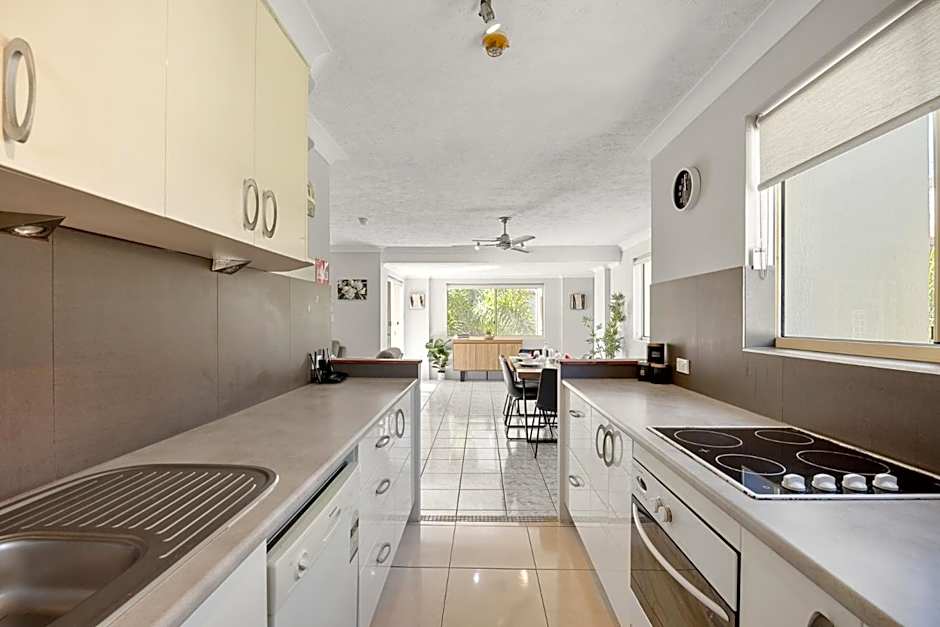 Bayview Beach Holiday Apartments