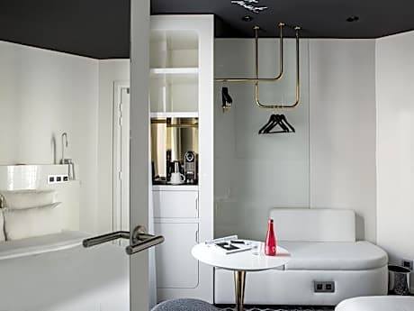 Classic Single Room