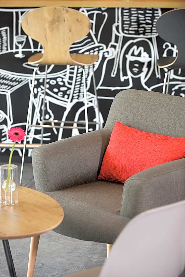 ibis Dinant