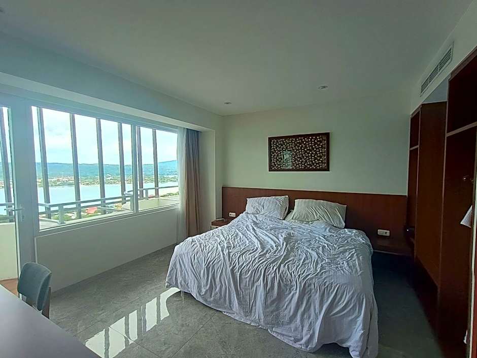Hotel Santika Premiere Ambon