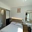 HOTEL THANIA