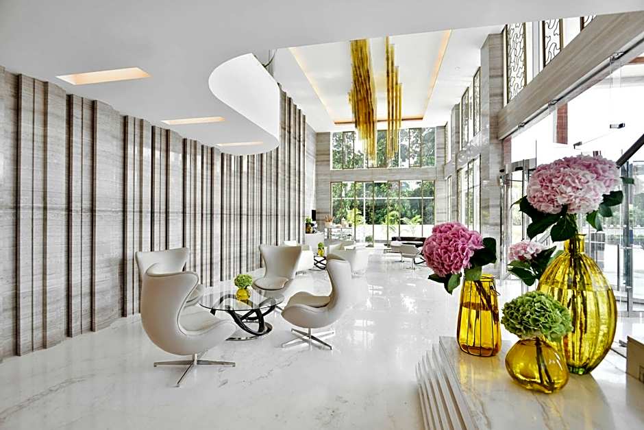 Renaissance by Marriott Lucknow Hotel