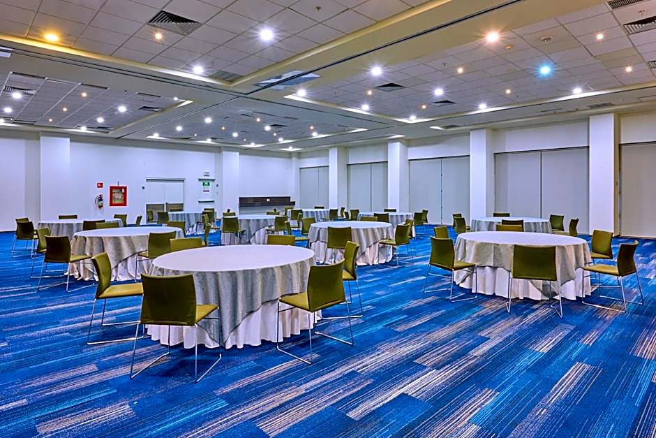 Holiday Inn Guadalajara Patria-Universidad By IHG