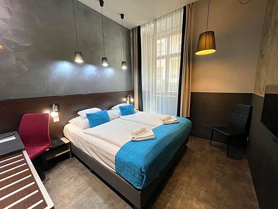 Carat Boutique Hotel