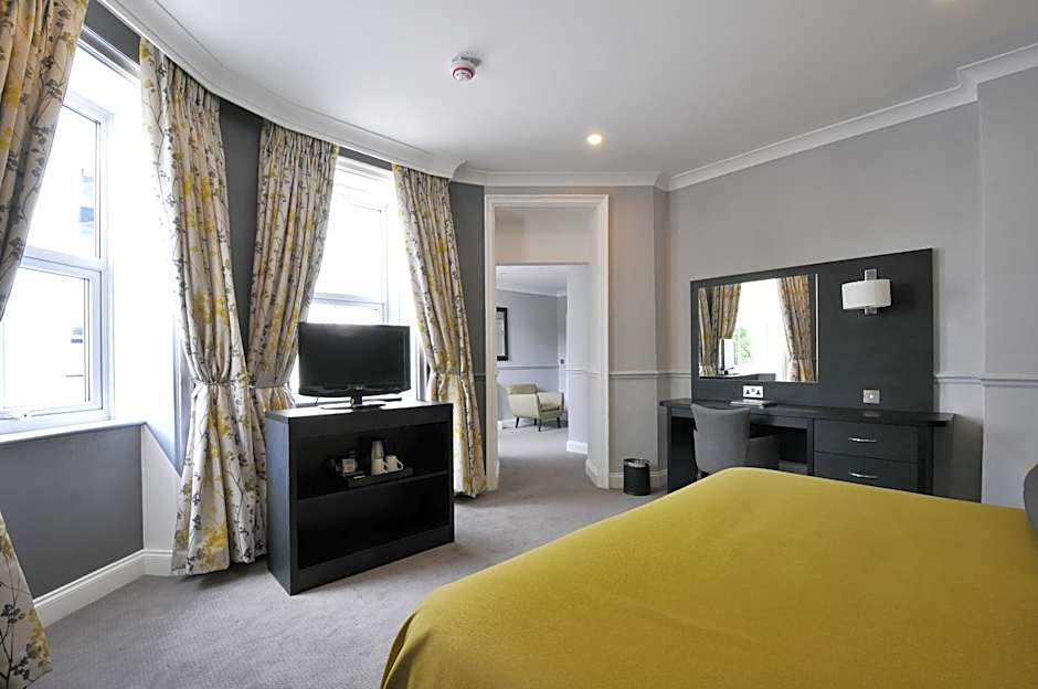 The Bromley Court Hotel