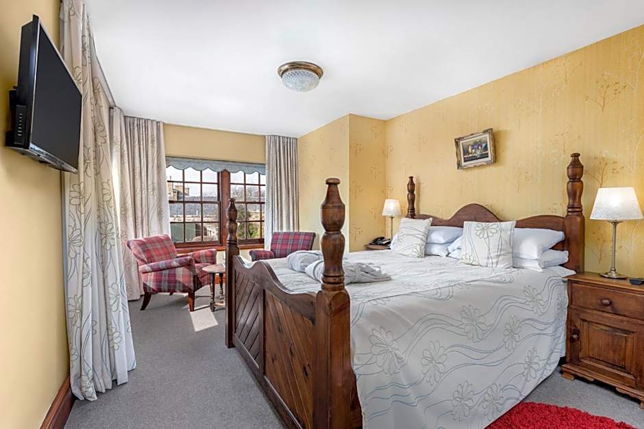 Dornoch Castle Hotel