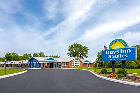 Days Inn by Wyndham Wauseon