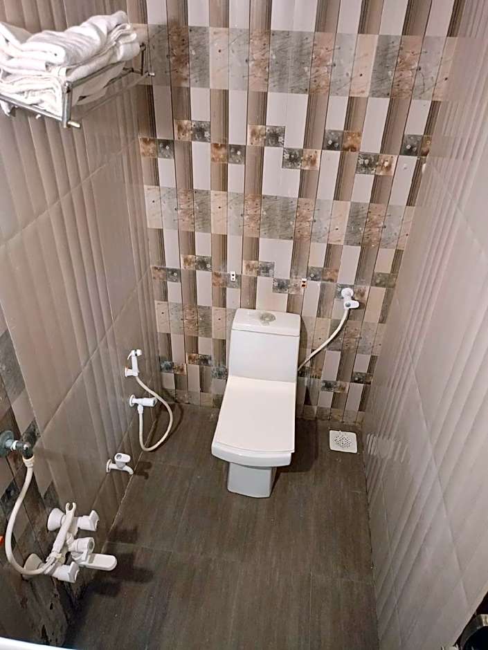 The Sky Comfort - Hotel The Heaven, Dwarka