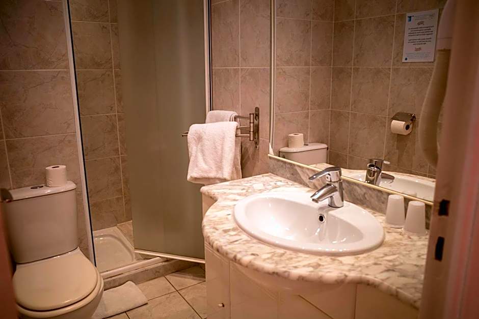 Lyo Hôtel - Centre Lyon Perrache