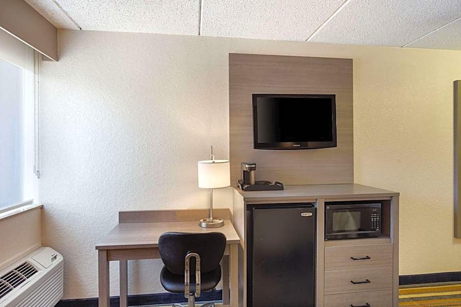 Quality Inn Central