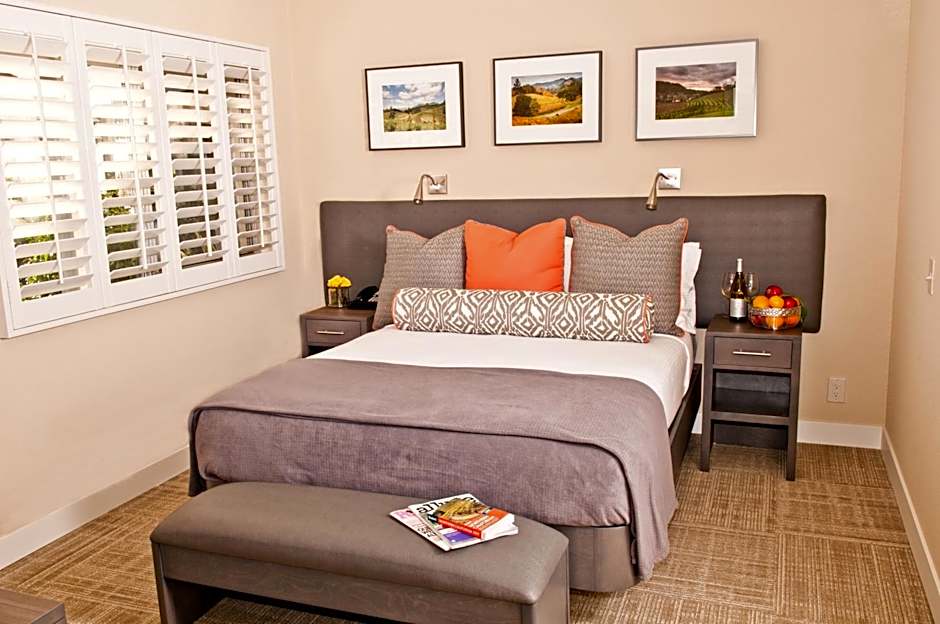 Calistoga Spa Hot Springs - Authentic Hot Springs Spa & Resort