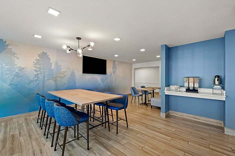 Sleep Inn & Suites Verona - Madison Southwest