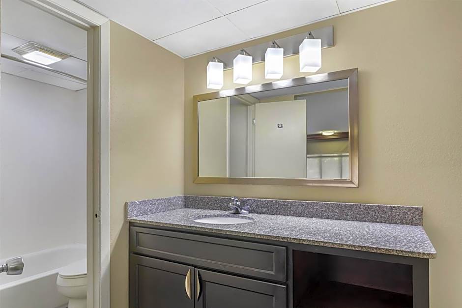 Best Western Plaza Inn