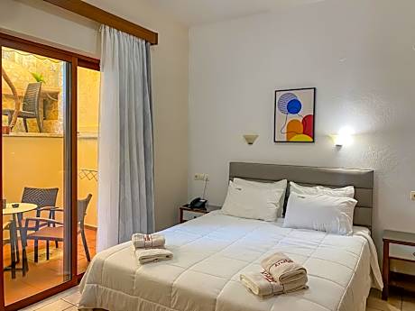 Economy Apartment - Semi Basement