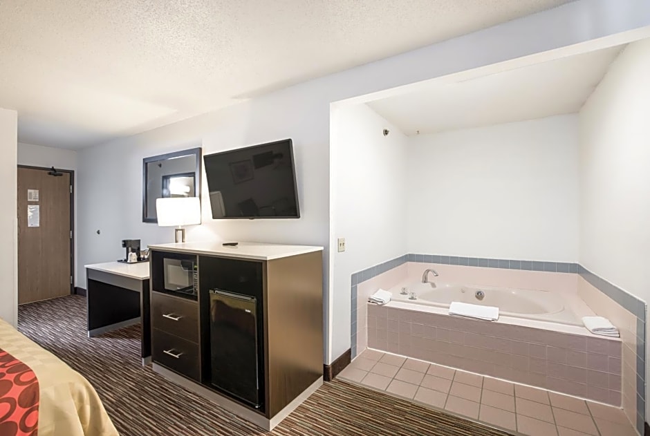 Americas Best Value Inn Charlotte, MI