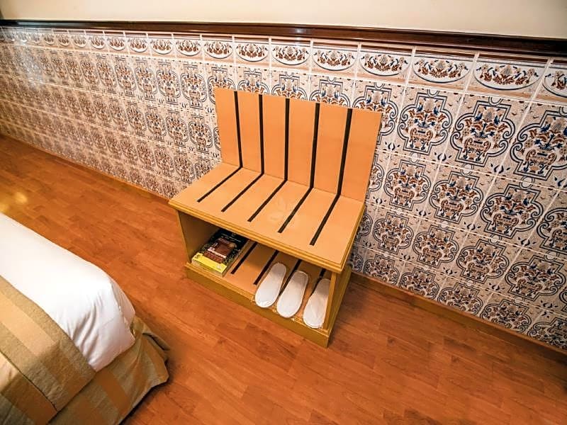 Landmark Plaza Hotel