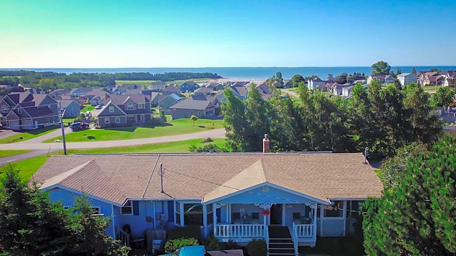 Lee's Ocean Peek B & B