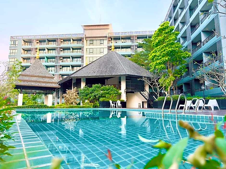 Baan Bangsarey Hotels