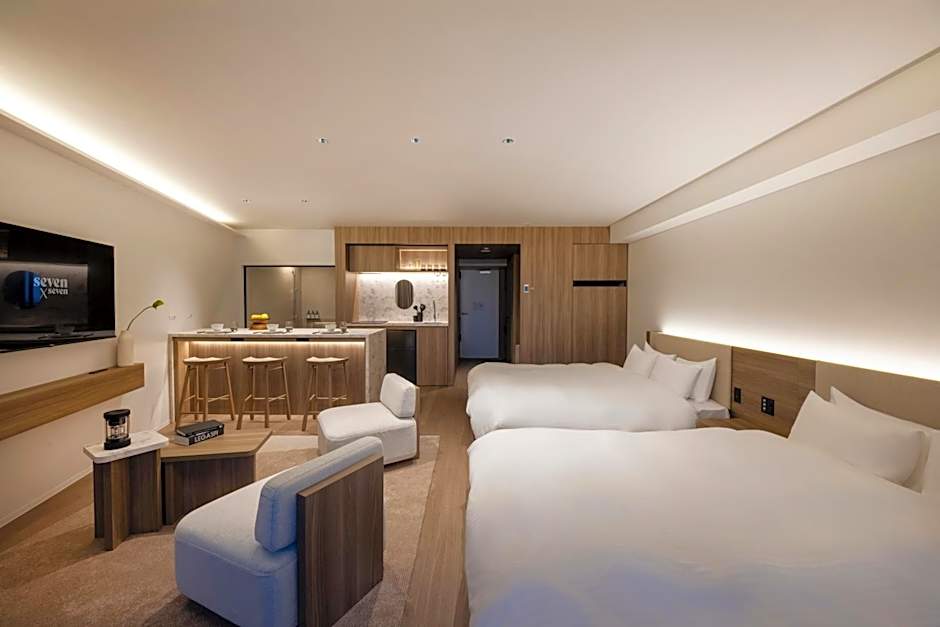 seven x seven Itoshima