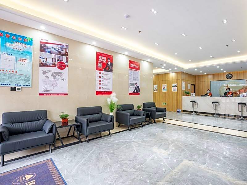 Green Tree Inn Express Weifang Zhucheng Longyuan Shangcheng