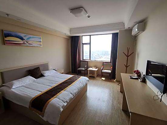 Zhenfeng Business Hotel