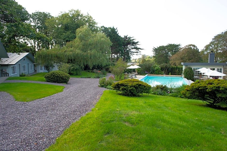 Ballylickey House and Garden Lodges