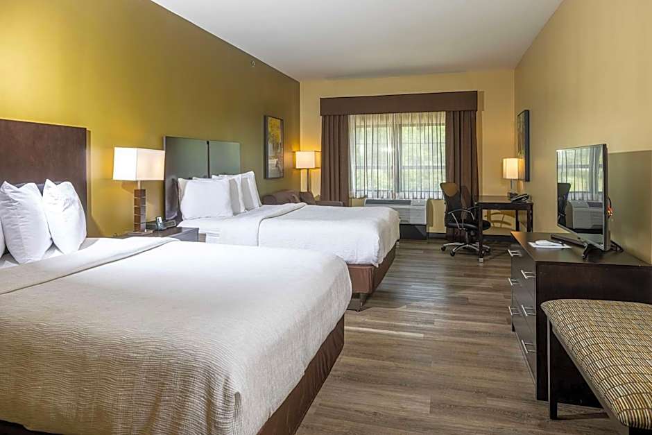 Best Western Plus Franciscan Square Inn & Suites - Steubenville