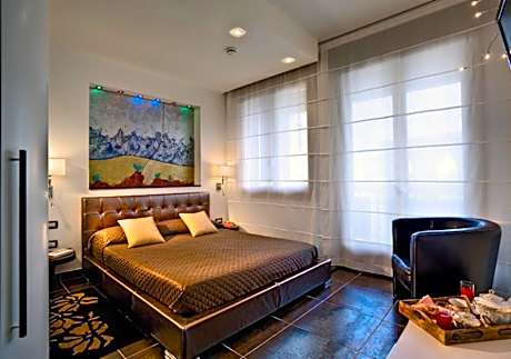 Junior Suite with Balcony