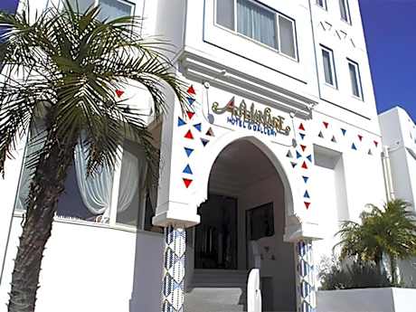 Arabian Art Hotel & Gallery