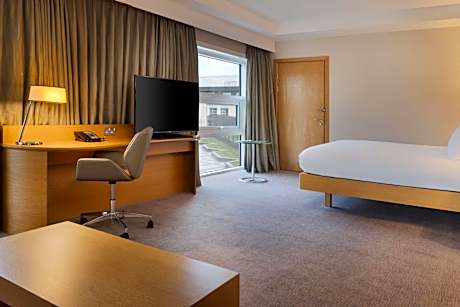 Junior King Suite with Balcony